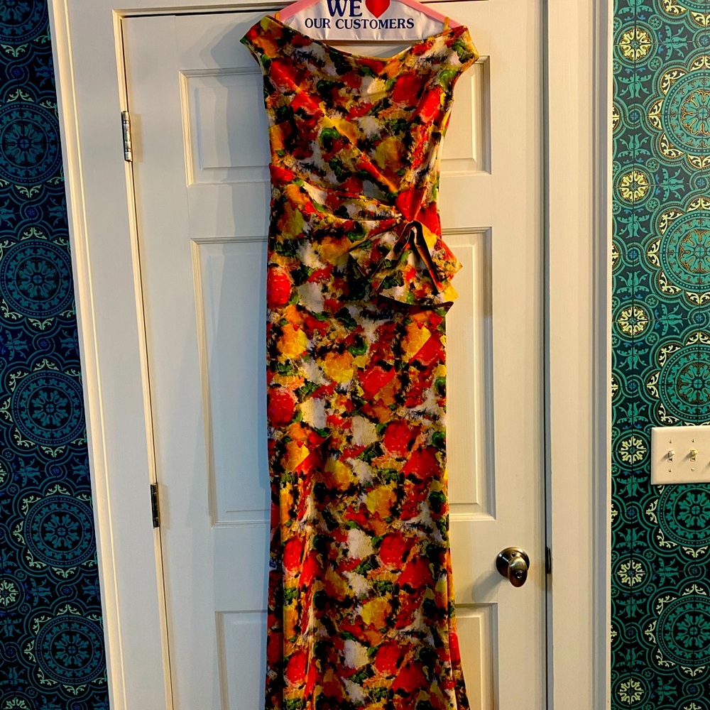 Chiara Boni floral long gown with dainty bow.